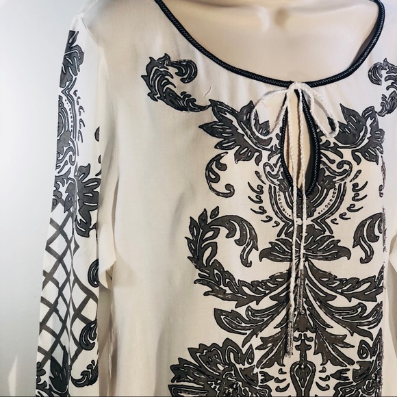 Studio X Gorgeous Tunic White Gray Beads Size M - Picture 2 of 8